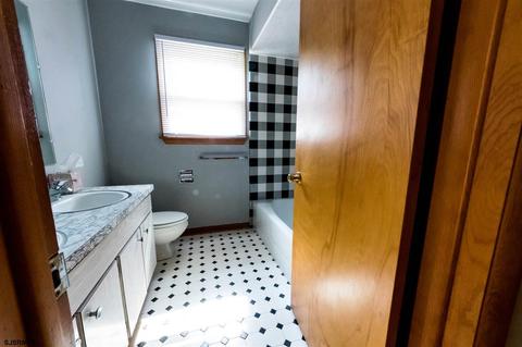 640 E Pleasant St, Hammonton, NJ 08037 photo 18