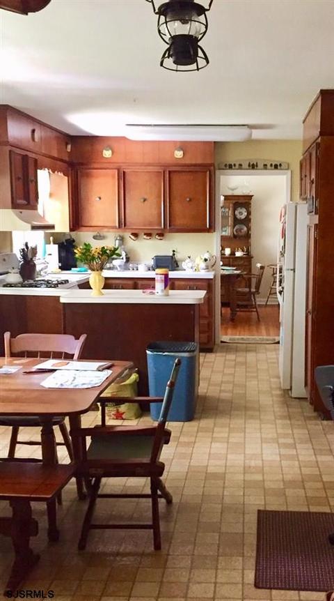 710 Breakers Ave, Absecon, NJ 08201 photo 5