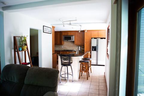 204 E Sturbridge Ct, Galloway, NJ 08205 photo 6