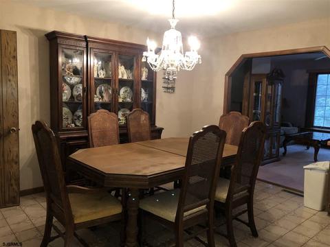217 E Ridgewood, Galloway, NJ 08205 photo 5