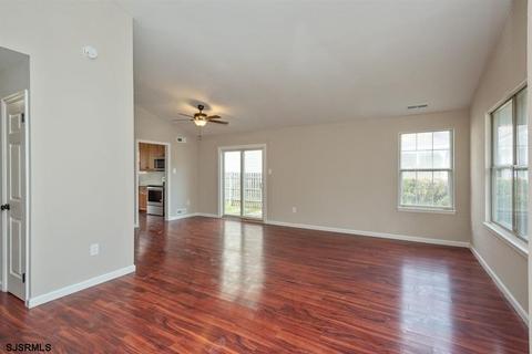 706 Eagle Point Ct, Galloway, NJ 08205 photo 2