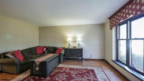 203 E Sturbridge Ct, Galloway, NJ 08205 photo 6