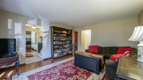 203 E Sturbridge Ct, Galloway, NJ 08205 photo 5