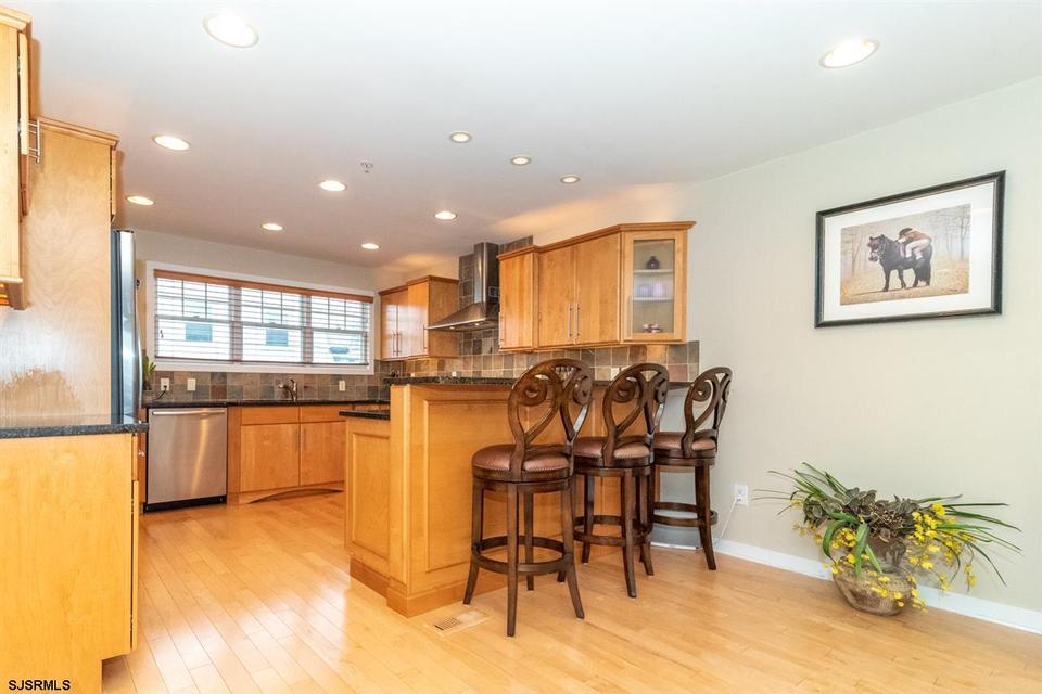  115 N Annapolis Ave, Atlantic City, NJ 08401 photo 6