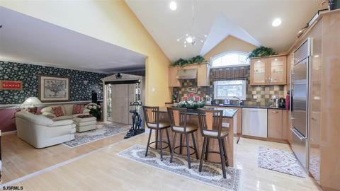 564 4th St, Absecon, NJ 08201 photo 8