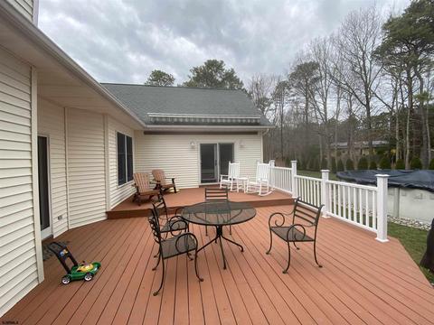 207 E Haws Ct, Galloway, NJ 08205 photo 17