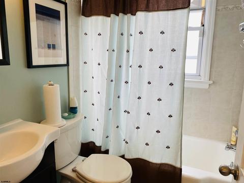 706 Beach Ave, Brigantine, NJ 08203 photo 10
