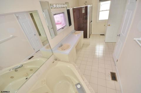 805 E Beach Ave #B, Brigantine, NJ 08203 photo 49