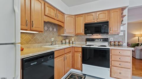 437 Hackney Pl Pl, Brigantine, NJ 08203 photo 9