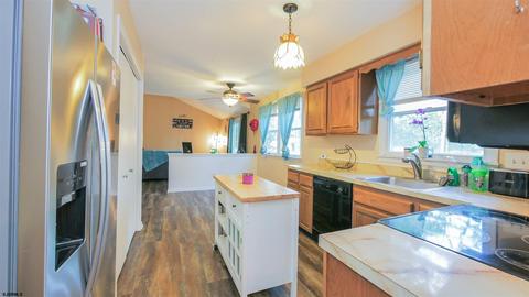 404 S Camelback Dr, Galloway, NJ 08205 photo 5