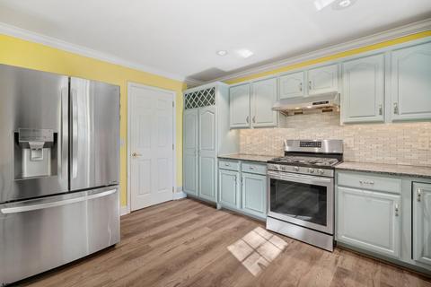 515 Cornwall Dr, Smithville, NJ 08205 photo 13