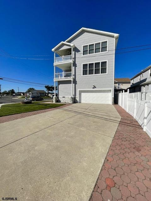 301 Beach Ave E, Brigantine, NJ 08203 photo 4
