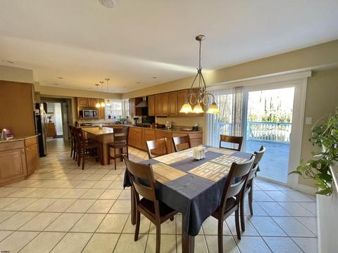 457 E Ridgewood, Galloway, NJ 08205 photo 5