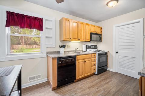 628 E Biscayne Ave, Galloway, NJ 08205 photo 10