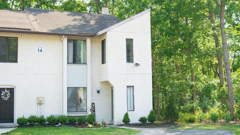 208 E Solitude Pl, Absecon, NJ 08205 photo 1