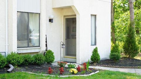 208 E Solitude Pl, Absecon, NJ 08205 photo 3