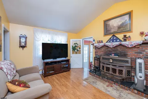 4 Danielle Dr, Ocean View, NJ 08230 photo 9