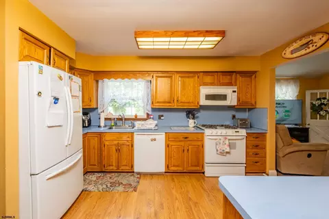 4 Danielle Dr, Ocean View, NJ 08230 photo 6