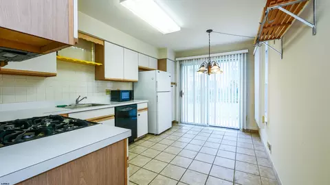 19 E Mockingbird, Galloway, NJ 08205 photo 10