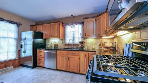 517 Cornwall Dr, Galloway, NJ 08205 photo 30