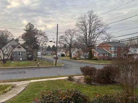 14 Pershing Ave, Trenton, NJ 08618 photo 3