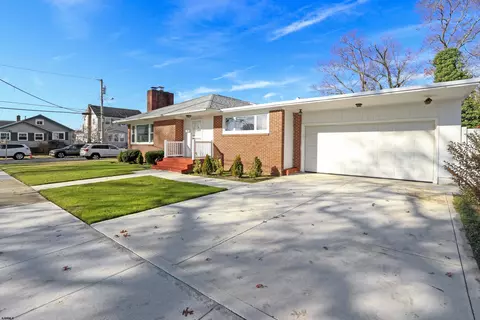 100 Mohawk Ln, Absecon, NJ 08201 photo 3
