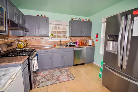 400 S Willow Ave, Galloway, NJ 08205 photo 9
