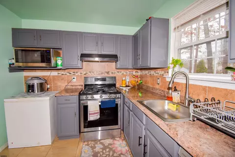 400 S Willow Ave, Galloway, NJ 08205 photo 11