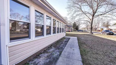 Exterior - 707 Breakers Ave, Absecon, NJ 08201 photo 4 of 12