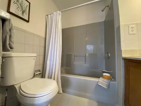 Bath - 446 A Nectar Ave, Galloway, NJ 08205 photo 5 of 7