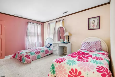 Bedroom - 200 Egnor Dr, Galloway, NJ 08205 photo 5 of 6