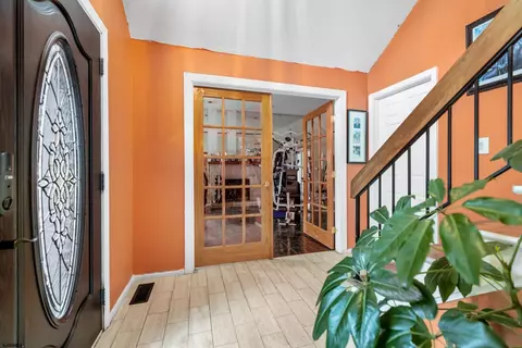 Entry Way - 200 Egnor Dr, Galloway, NJ 08205 photo 2 of 3