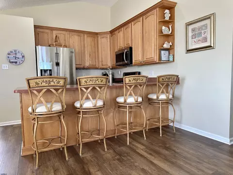 Kitchen - 201 E Brigantine Ave #B, Brigantine, NJ 08203 photo 2 of 4