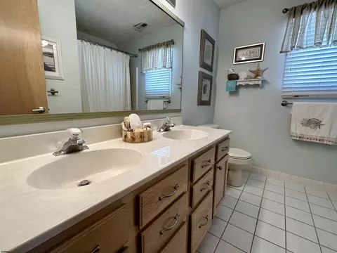 Bath - 201 E Brigantine Ave #B, Brigantine, NJ 08203 photo 3 of 3