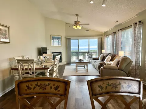 Living - 201 E Brigantine Ave #B, Brigantine, NJ 08203 photo 6 of 9