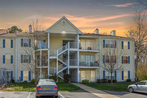 Exterior - 17 Apache Ct #17, Absecon, NJ 08205 photo 3 of 11