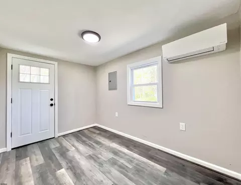 Bedroom - 351 Elm St, Hammonton, NJ 08037 photo 1 of 4