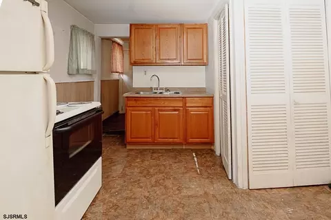 138 B Crestview, Absecon, NJ 08201 photo 6