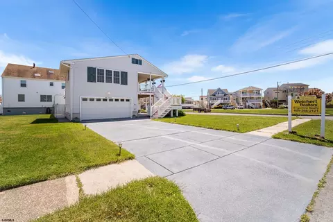 Exterior - 800 Evans Blvd, Brigantine, NJ 08203 photo 2 of 10