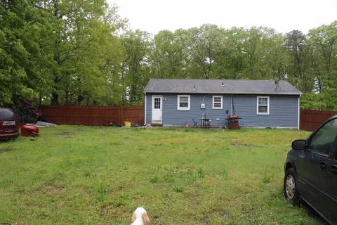 Exterior - 237 E Oakbourne Ave, Galloway, NJ 08205 photo 3 of 5