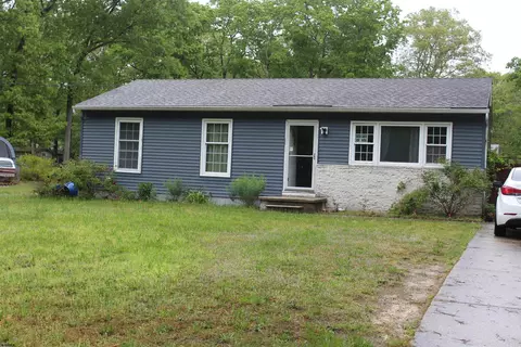 Exterior - 237 E Oakbourne Ave, Galloway, NJ 08205 photo 1 of 5