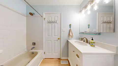 301 36th St S #E, Brigantine, NJ 08203 photo 21