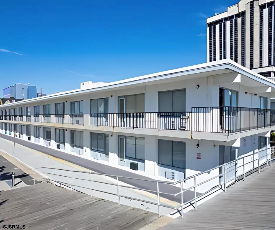 3501 Boardwalk Unit A125  