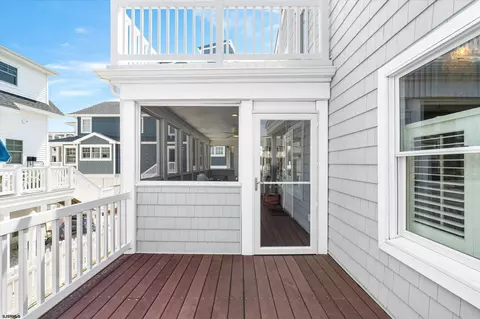 Exterior - 8610 3rd Ave, Stone Harbor, NJ 08247 photo 17 of 19
