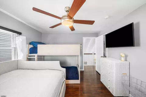 Bedroom - 8610 3rd Ave, Stone Harbor, NJ 08247 photo 6 of 12