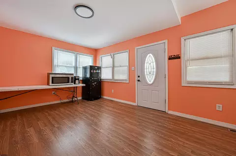 Living - 730 E Belmar Ave, Galloway, NJ 08205 photo 2 of 4
