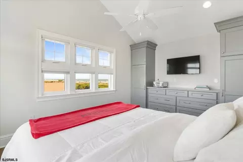 Bedroom - 2612 Commonwealth Ave, Strathmere, NJ 08248 photo 6 of 12