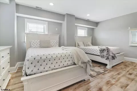 Bedroom - 2612 Commonwealth Ave, Strathmere, NJ 08248 photo 11 of 12