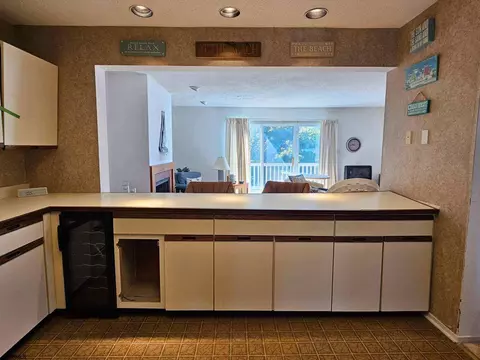 Kitchen - 2 Surfside Rd, Brigantine, NJ 08203 photo 2 of 5