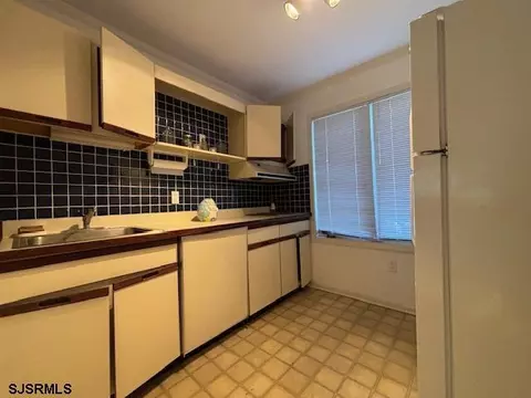 Kitchen - 2 Surfside Rd, Brigantine, NJ 08203 photo 5 of 5